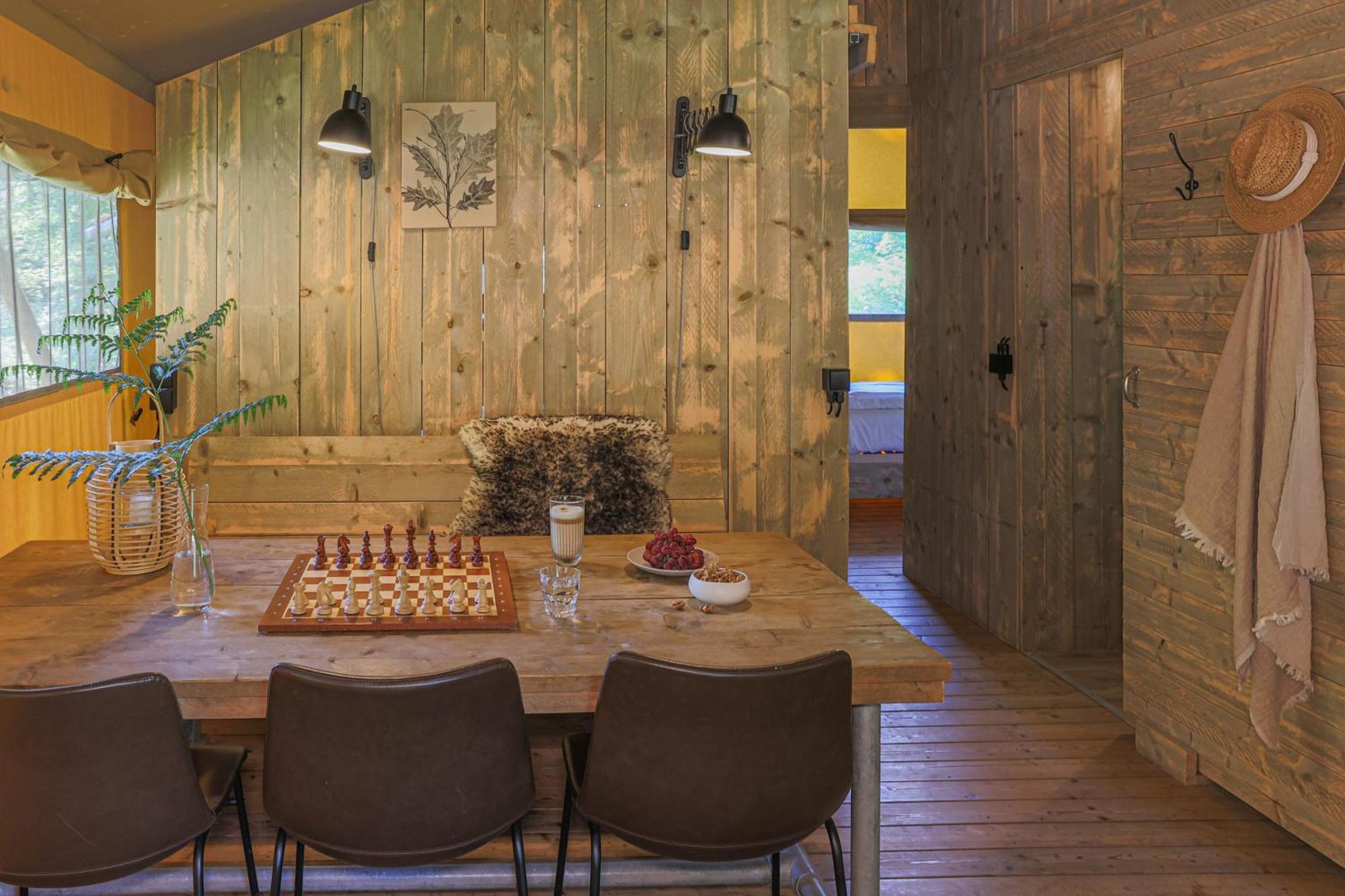 Buitenplaats Beekhuizen Vakantiepark Velp (Gelderland)
